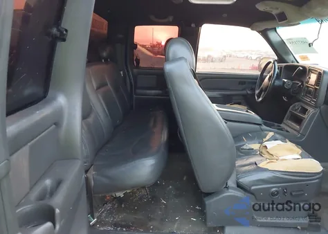 2003 Chevrolet Silverado 1500 Lt из США, поврежденный, VIN 2GCEC19T631167150